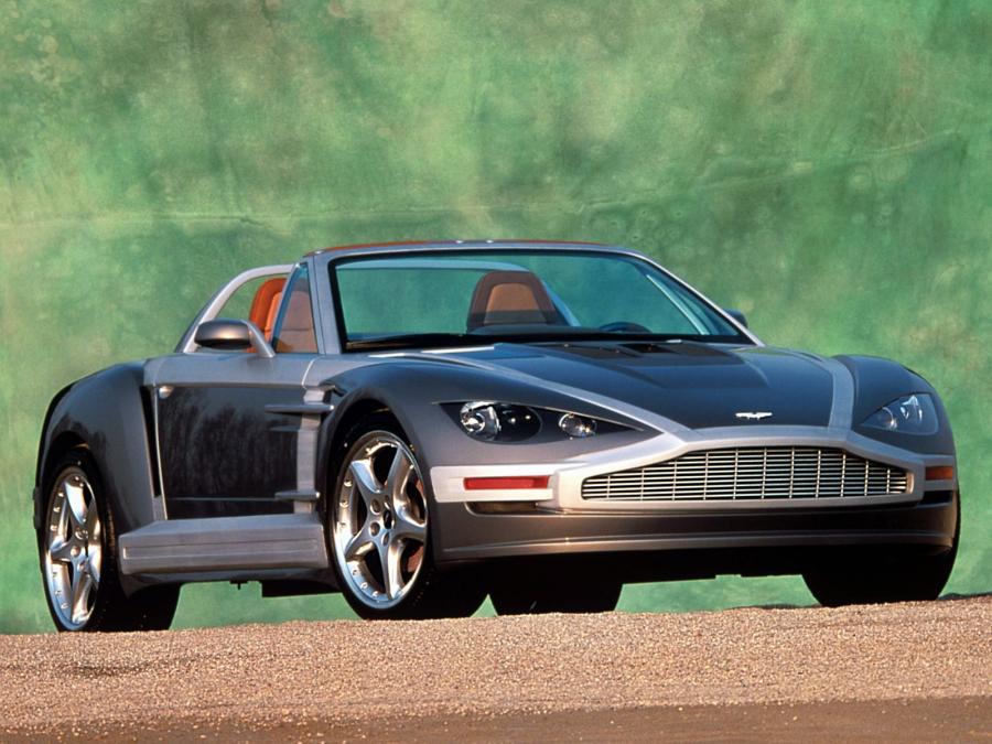  Aston Martin 2020 Concept 2001 года  (фото 1 из 15)
